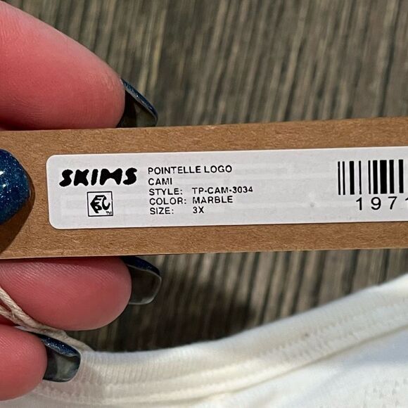 NWT Skims Pointelle Logo Cami Cropped Top Ruffle Hem Pullover Stretch Marble 3X - Picture 2 of 4